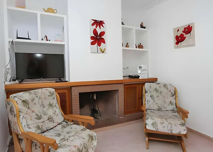 Con Piscina Privada Y Zona De Barbacoa Cerca Del Pueblo شاليه كونيل ذي لا فرونتيرا