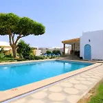 Σαλέ Con Piscina Privada Y Zona De Barbacoa Cerca Del Pueblo