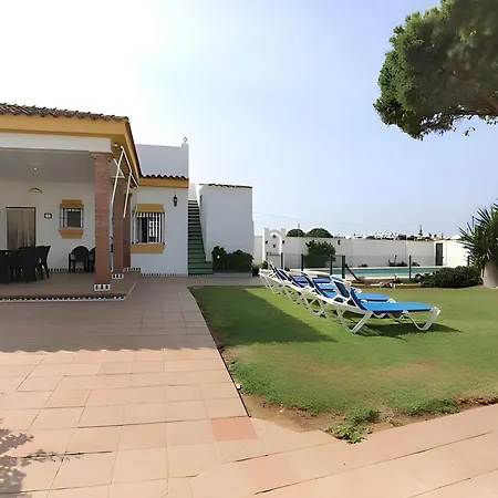 Chalet Con Piscina Privada Y Zona De Barbacoa Cerca Del Pueblo Conil De La Frontera