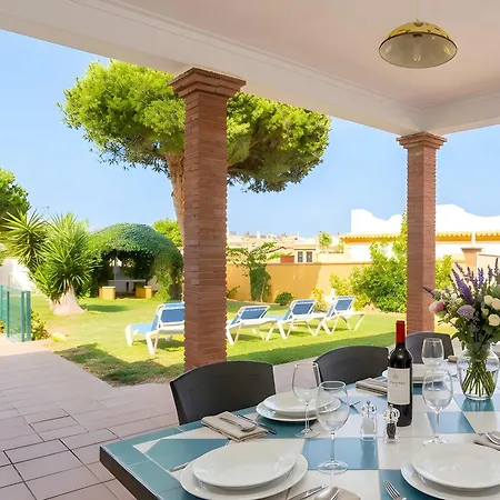 Con Piscina Privada Y Zona De Barbacoa Cerca Del Pueblo