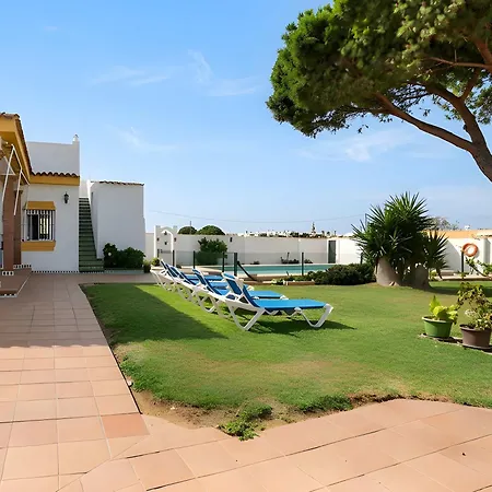 Con Piscina Privada Y Zona De Barbacoa Cerca Del Pueblo Horská chata Conil De La Frontera