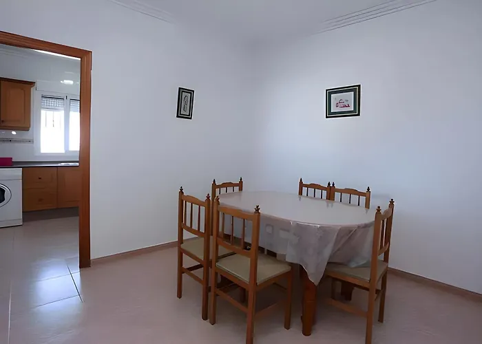 Con Piscina Privada Y Zona De Barbacoa Cerca Del Pueblo