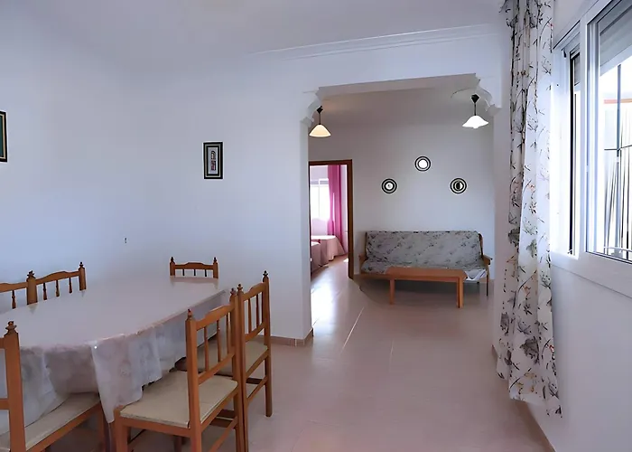 Con Piscina Privada Y Zona De Barbacoa Cerca Del Pueblo 木屋 *