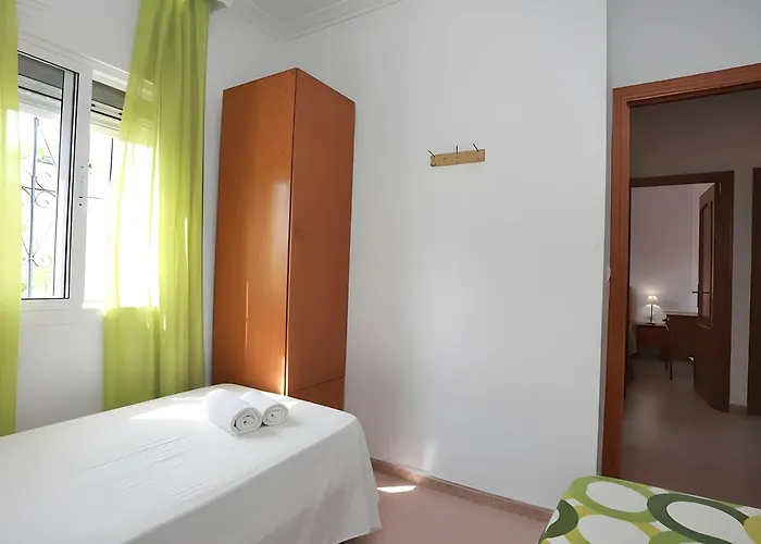 Con Piscina Privada Y Zona De Barbacoa Cerca Del Pueblo 木屋