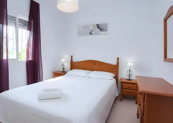 木屋 Con Piscina Privada Y Zona De Barbacoa Cerca Del Pueblo